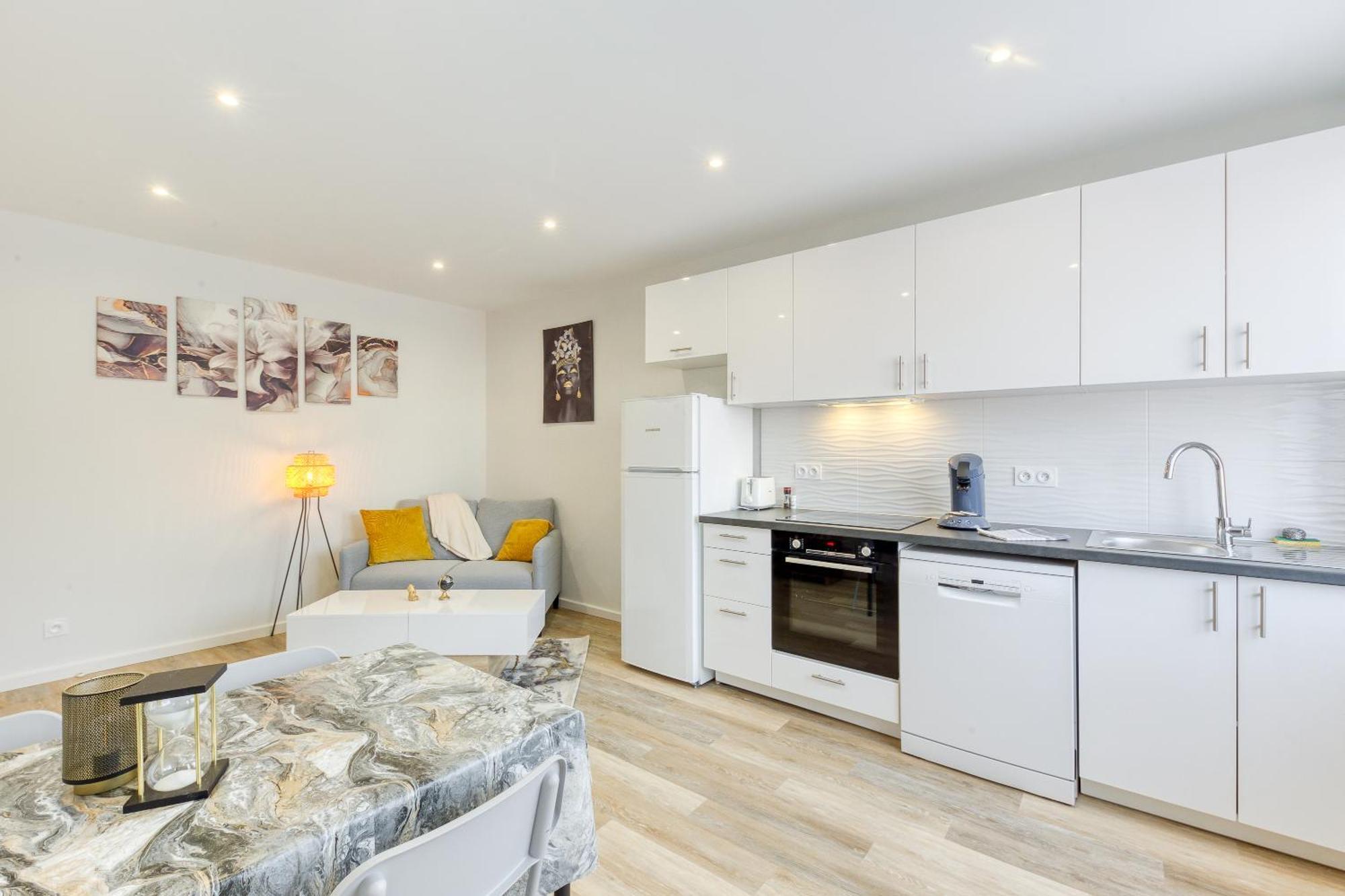Cozy Appart 5 A 3' De La Gare - Cozy Houses 팔레조 외부 사진